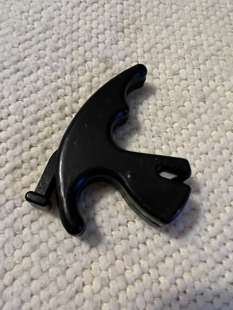 Vintage Pride Plastics Thumb Release