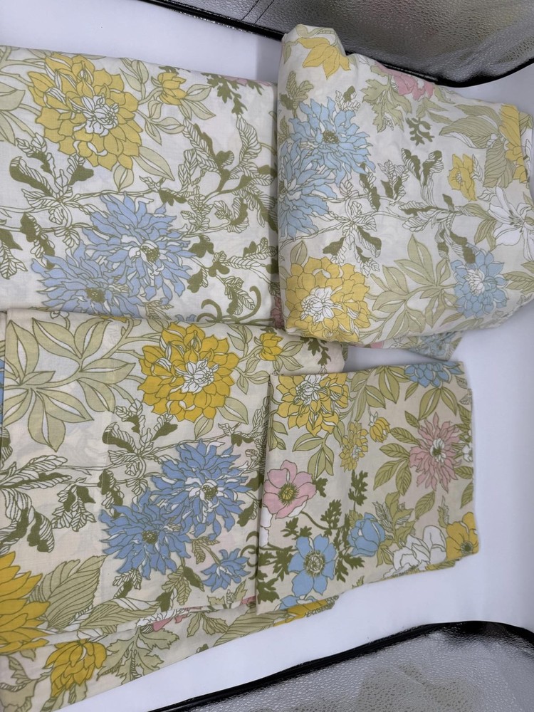 Vintage Cannon Floral Full Sheets & Pillowcase Set