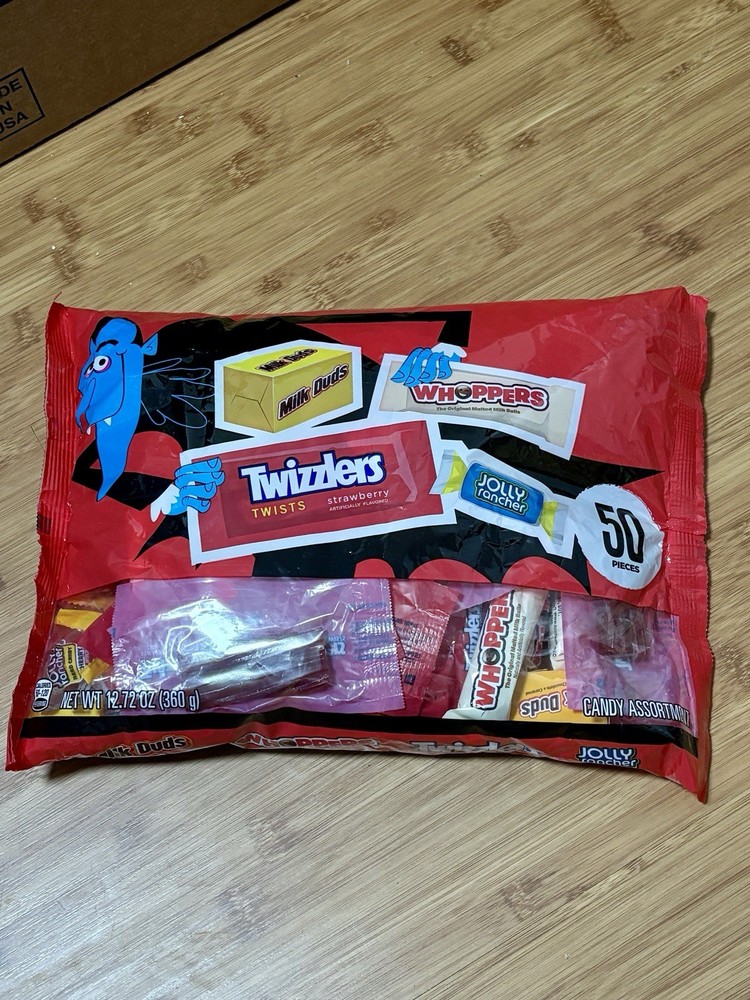 Assorted Halloween Candy 12.72 Oz 50 Pieces