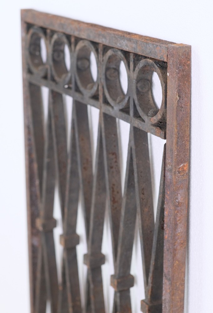 Antique Diamond Circle Cast Iron Gate Panel