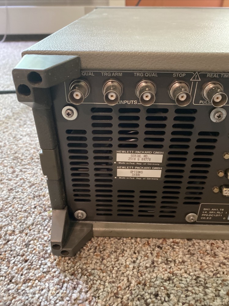HP 8182A Data Analyzer, 50 MHz, 1kbit/channel Opt. 3X001
