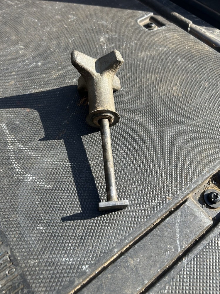 HARDINGE TR59 Split Bed Lock Mount