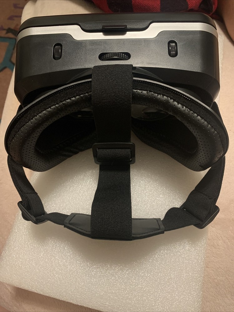 virtual reality glasses