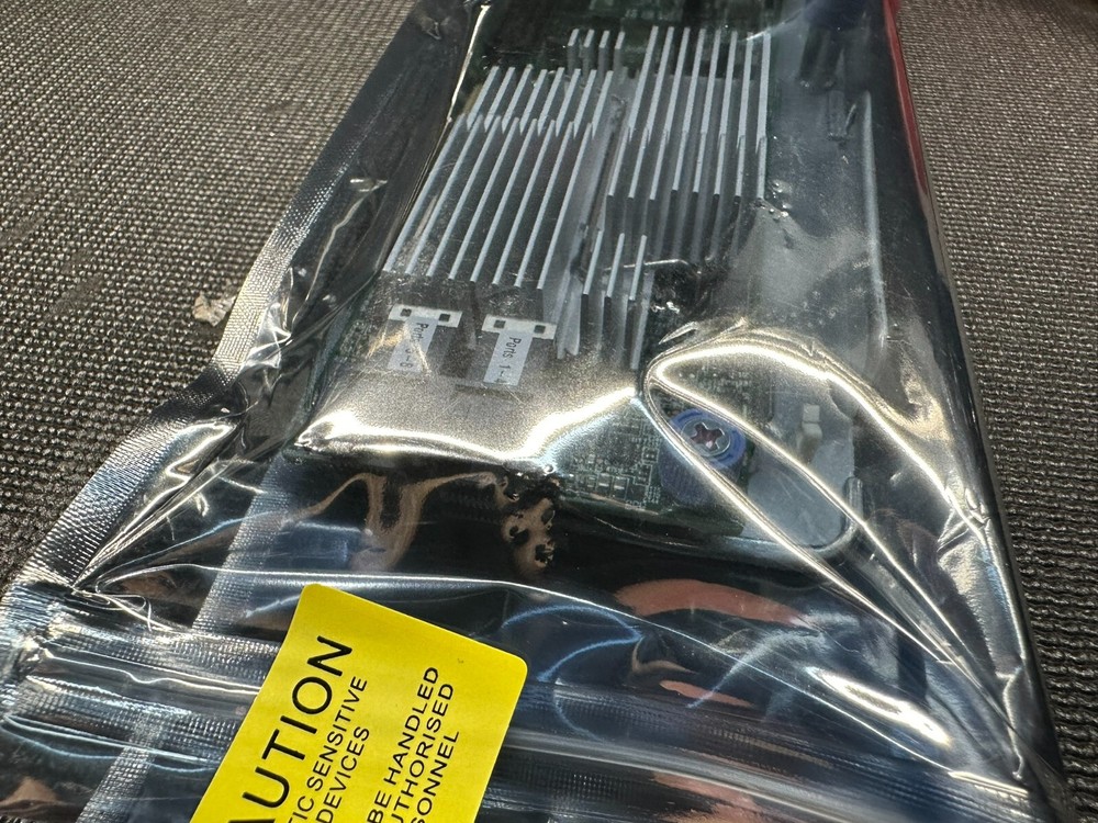 Cisco UCSC-SAS12GHBA V01 LSK212904PM Raid Controller Card T12