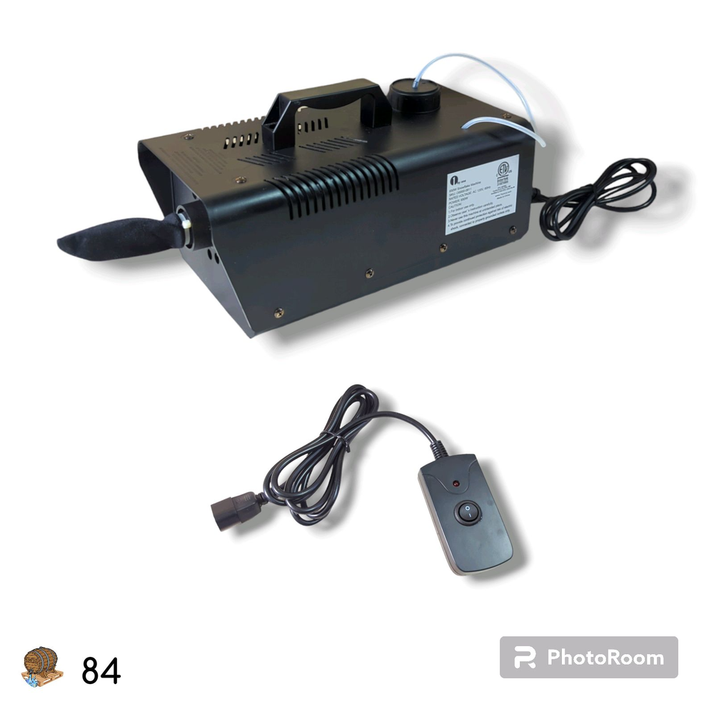 1BYONE Snow Machine Maker - 650W with Wired Remote Control
