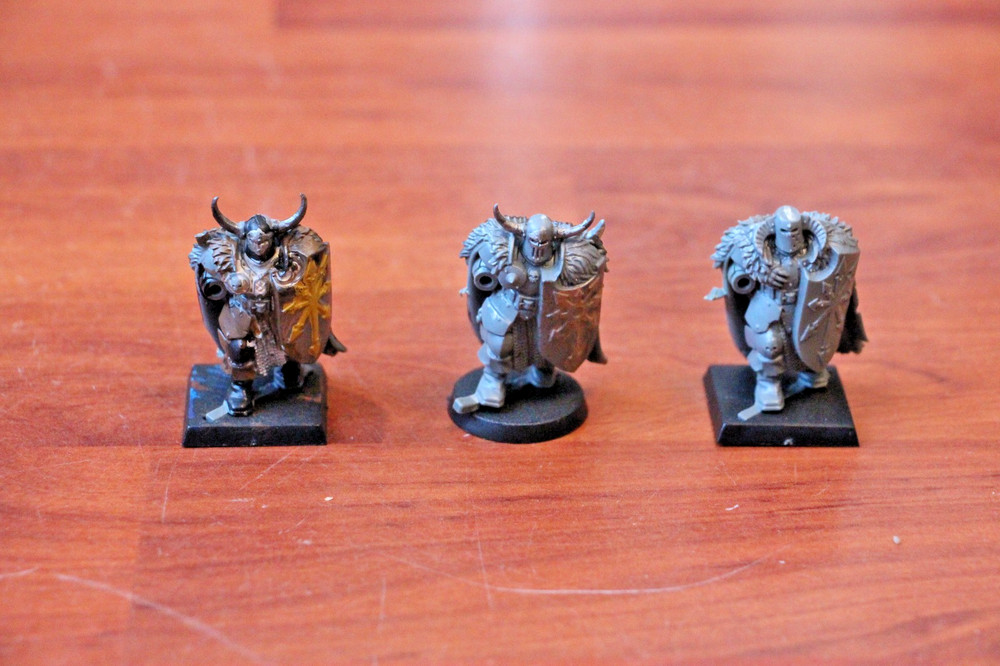 WARHAMMER FANTASY CHAOS WARRIORS.