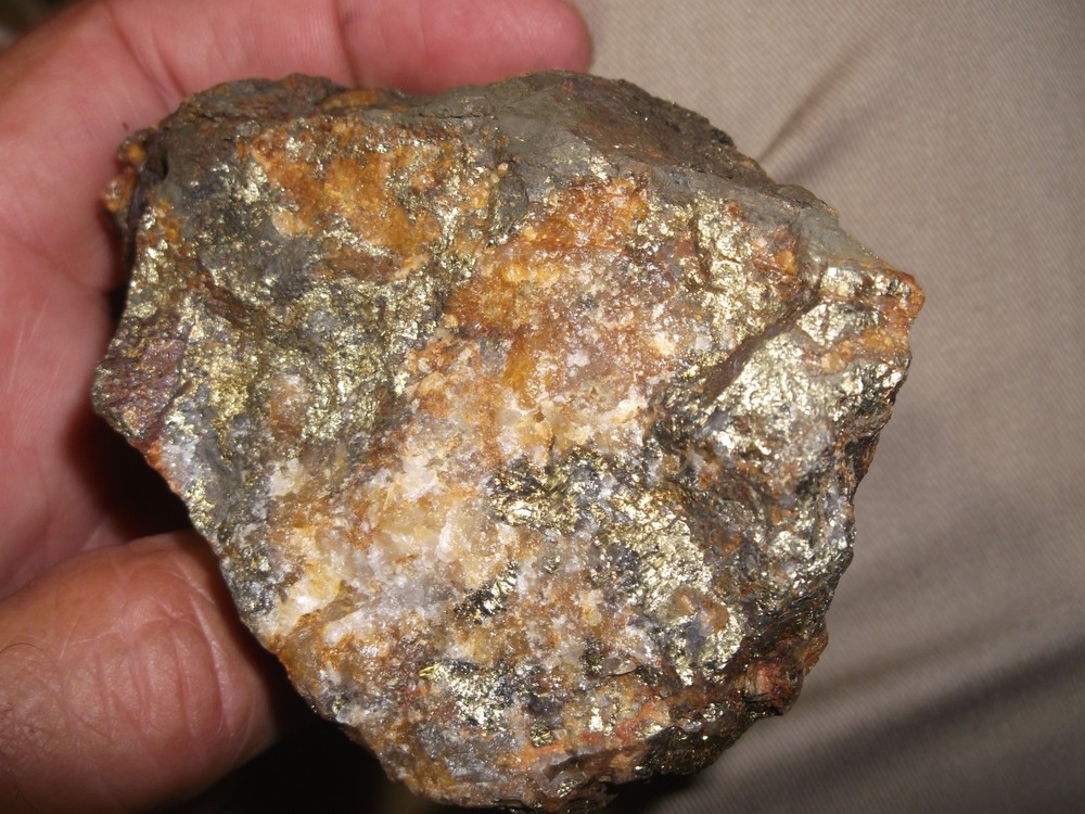 Gold, silver, copper, 429 grams samples ,ore high grade .