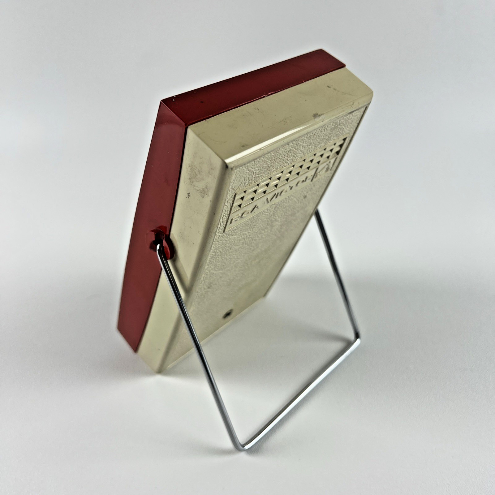 RCA Victor Model 1-RG-33 AM Transistor Radio - Superheterodyne, Kind of Working