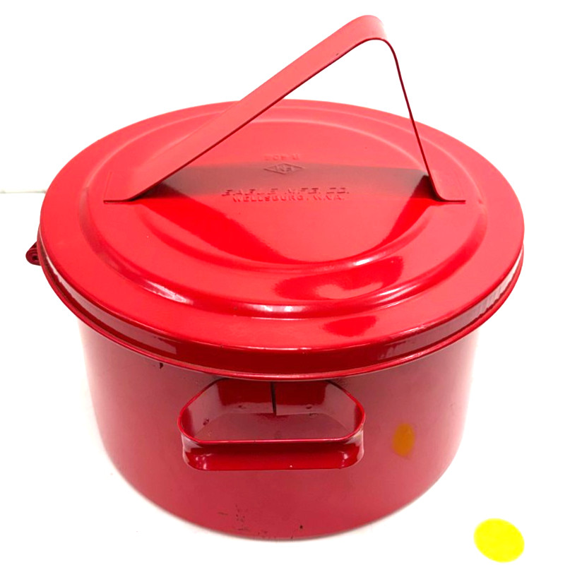 EAGLE BENCH CAN 2 GAL CAPACITY RED B608