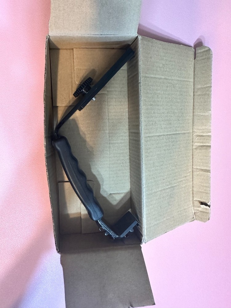 Flashpoint Rotating Camera Flip-Flash Bracket