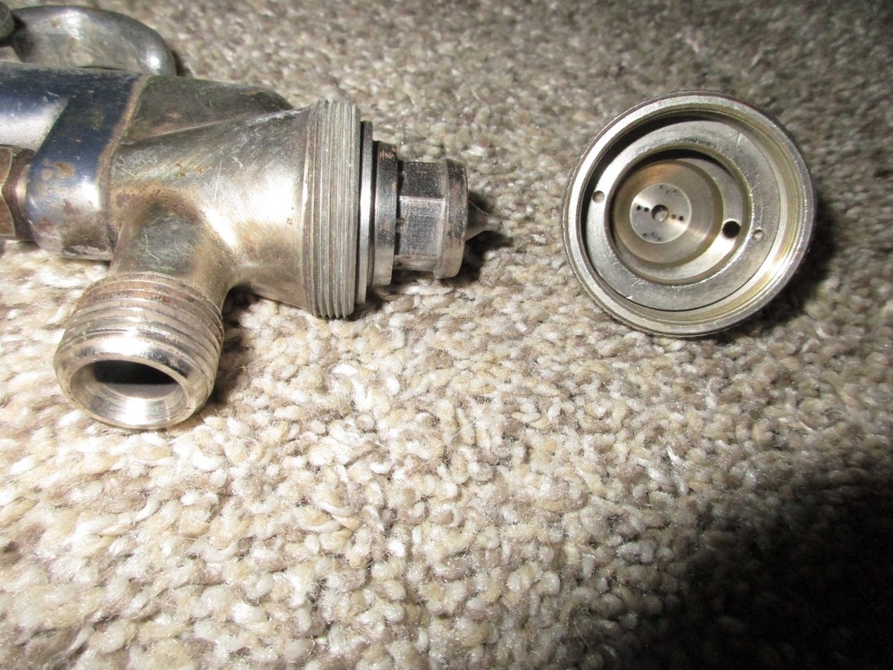 Binks 2001 Paint Spray Gun Untested