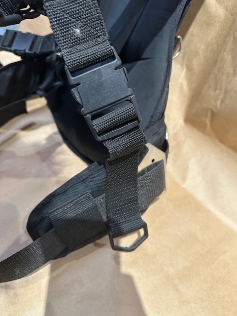 Little Used Dive Rite Trans Pac Harness ML