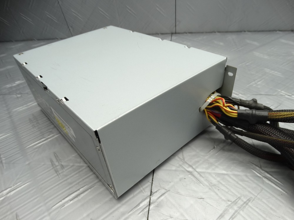 Delta Electronics ThinkStation D20 Workstation 1030W DPS-1060AB