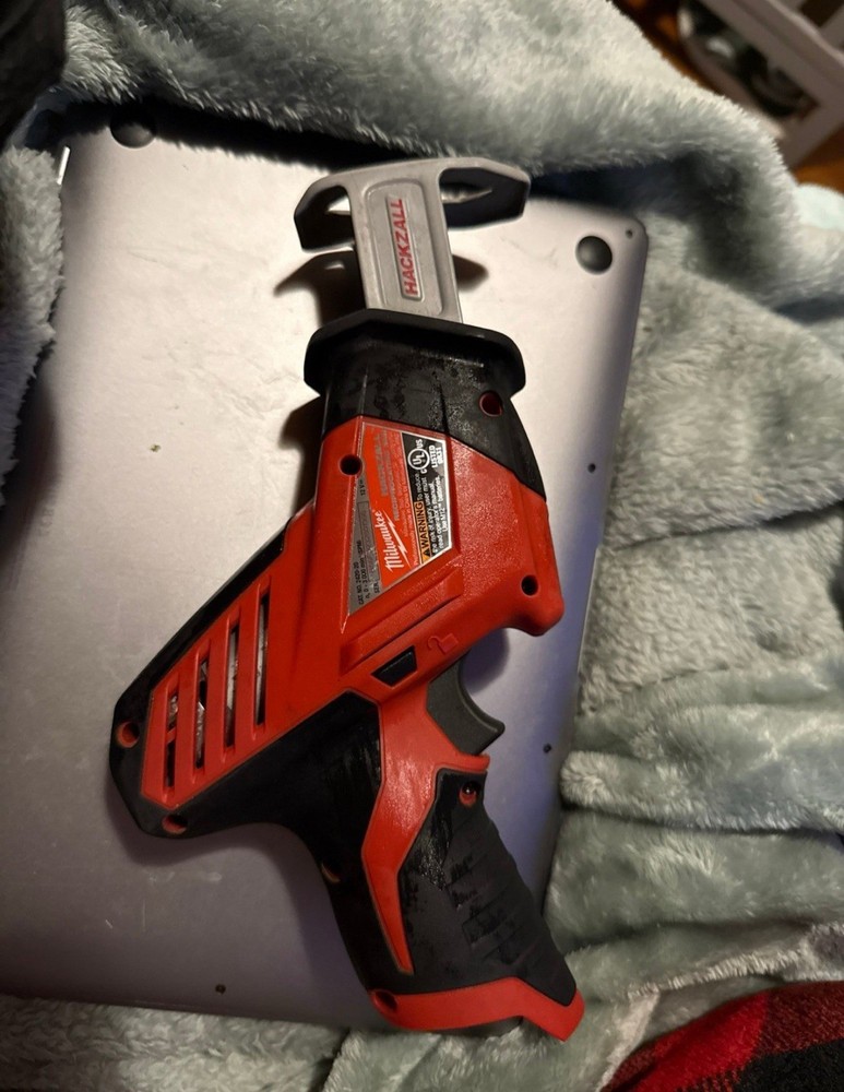 Milwaukee M18 HACKZALL Reciprocating Saw - Red