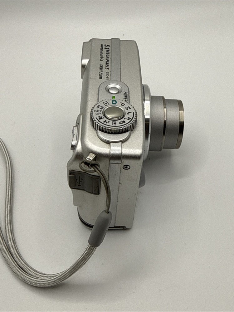 Sony Cyber-shot DSC-W1, CCD, Compact camera + 128MB MS *Please Read*