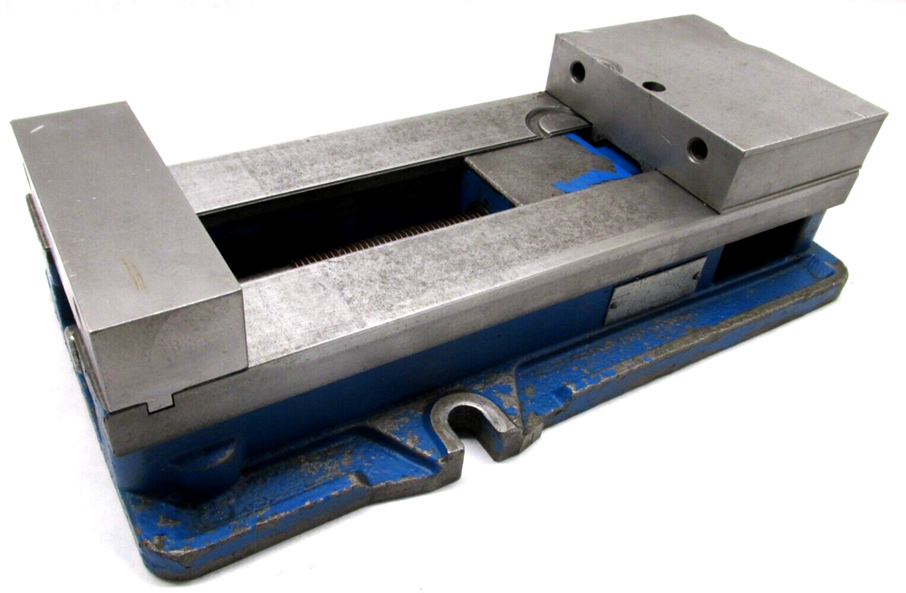 KURT ANGLOCK 6" MILLING MACHINE VISE - #D688