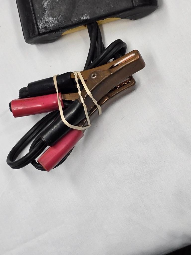 Auto Meter RC-300 Handheld SLA Battery Tester