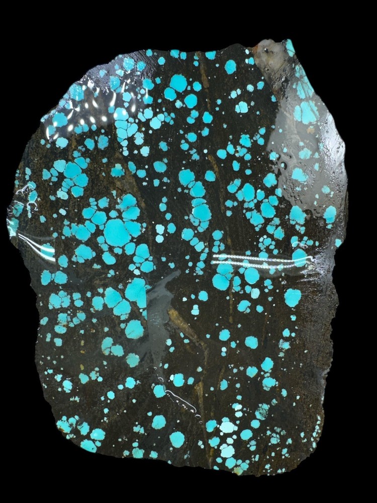 Stabilized hubei turquoise rough