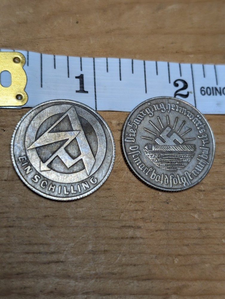 One WW2 German Commemorative Coin x1