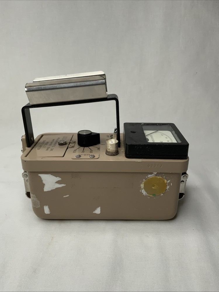 LUDLUM MODEL 2 SURVEY METER