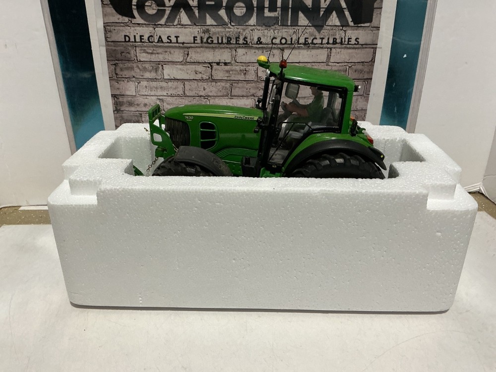1:32 WIKING JOHN DEERE TRACTOR 6930