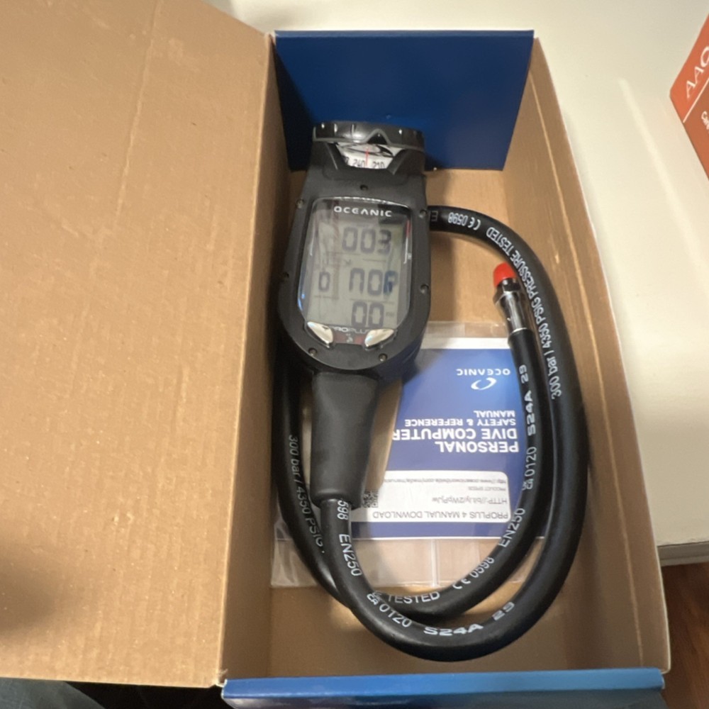 Oceanic Pro Plus 4.0 w/Compass Dive Computer with Compass