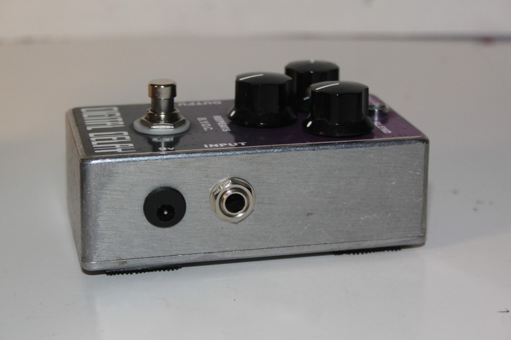 Analog Digital Delay Pedal