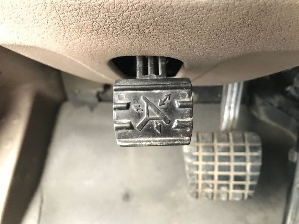 Freightliner CASCADIA Steering Column - Used