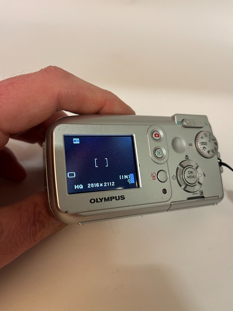 Olympus FE-120 6MP Compact Digital Camera Fully Tested