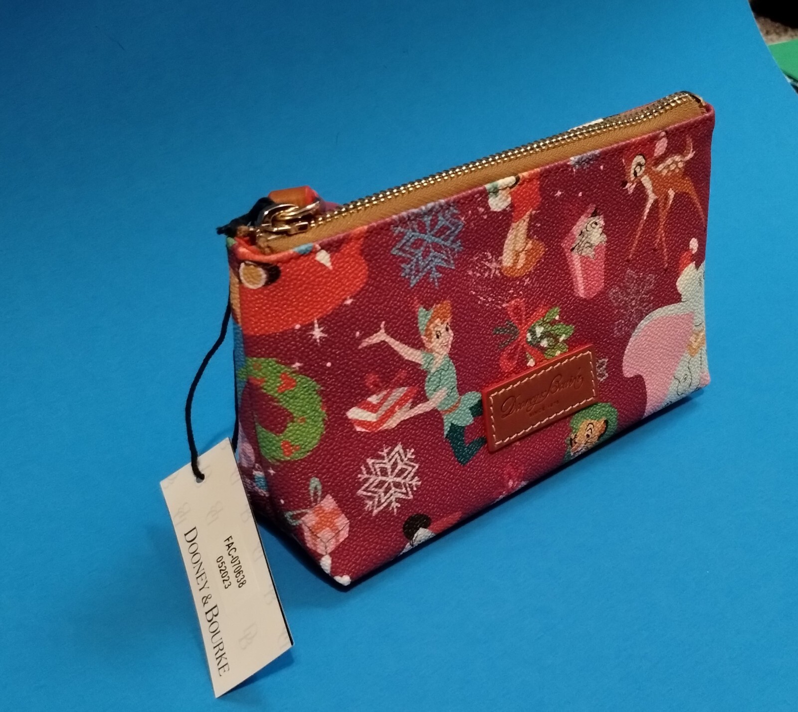 Disney Classics Christmas Dooney & Bourke Cosmetic Case Make Up Bag