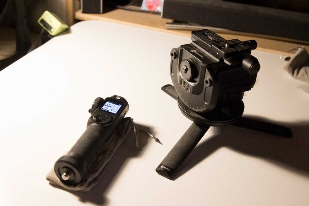 QING Intelligent Camera Gimbal