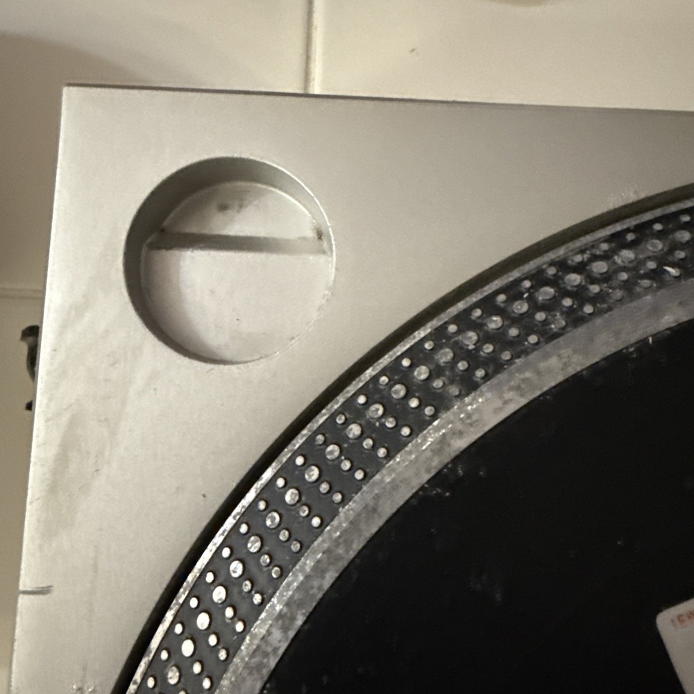 Technics SL-1200MK2 Direct Drive Turntable System, Silver