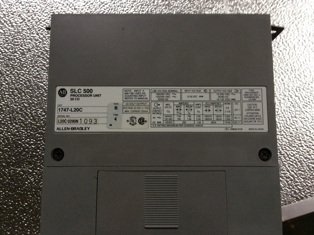 Allen Bradley SLC 500 Programmable Controller, processor unit 20 I/O, #1747-L20C