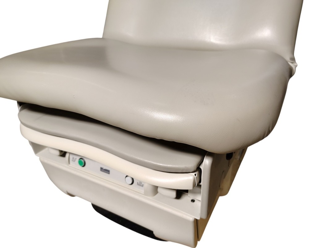 Midmark 623-008 Barrier Free Power Exam Table with Hand Controller