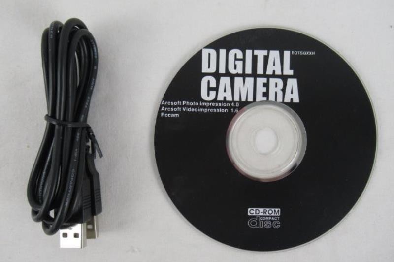 Vintage Computer Partner 100K Pixel USB Camera w/ Box, Manual & CD - Untested