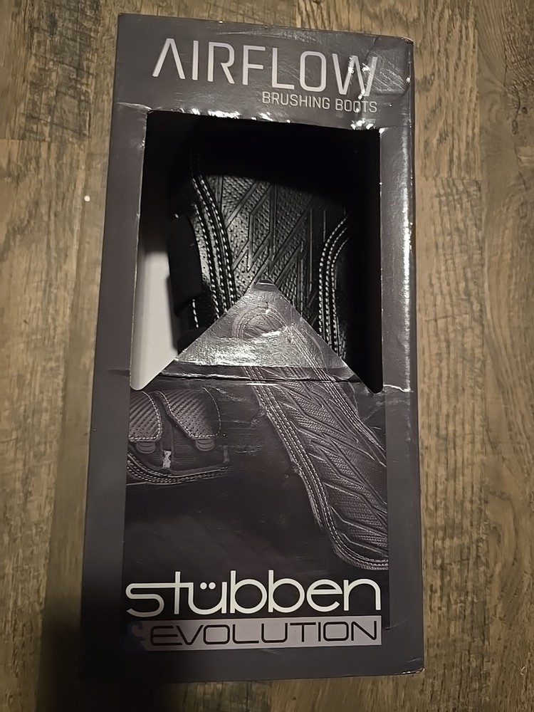 Stubben Airflow Brushing Boots