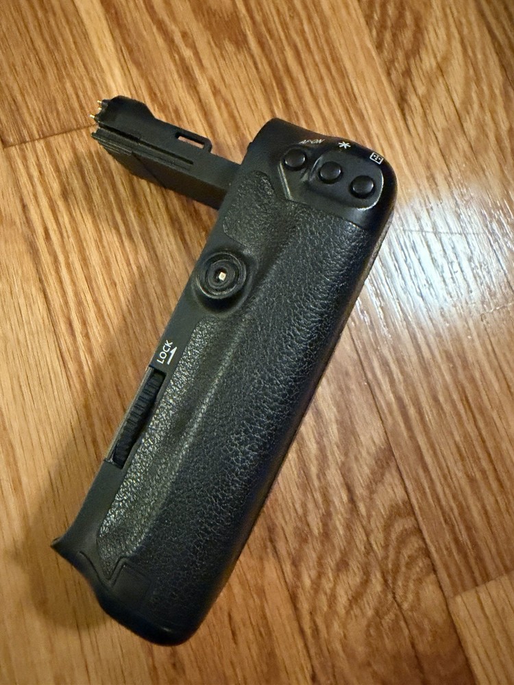 Canon BG-E11 Battery Grip for EOS 5D Mark III