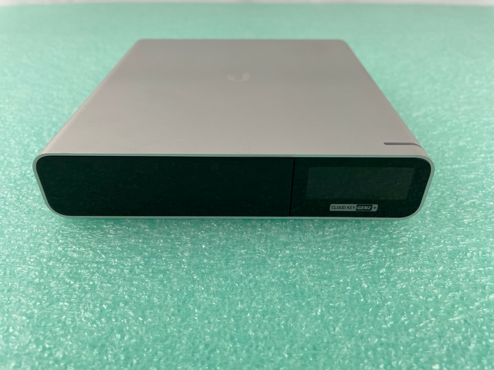 Ubiquiti Networks UCK-G2-PLUS UniFi Controller Hybrid Cloud Key Gen2 PLUS 1TB HD