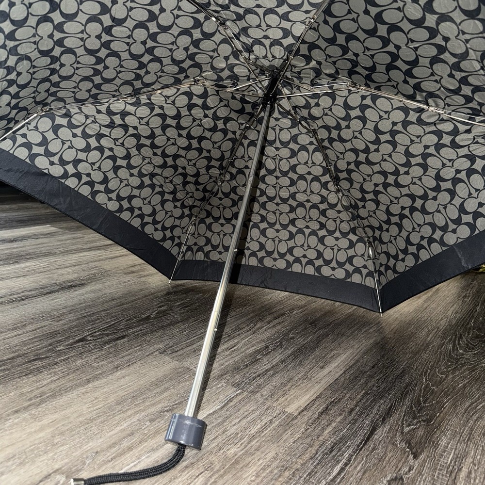 Coach UV Signature Mini Compact Foldable Umbrella w/ Strap-Graphite/Black