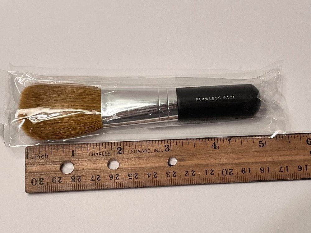 BareMinerals Flawless Application Face Brush Black Handle  * Sealed *