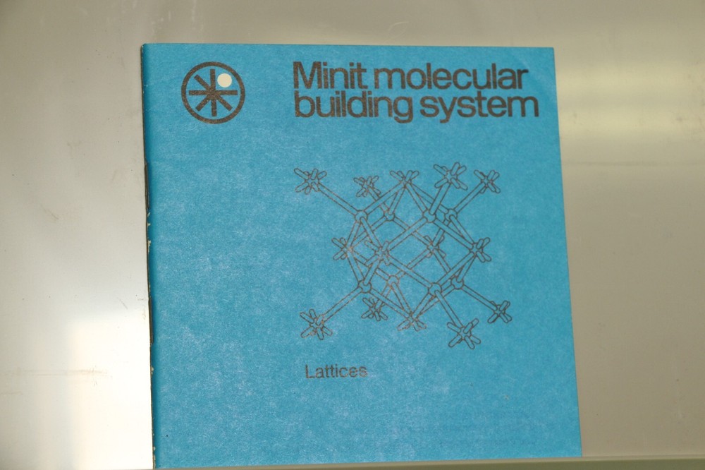 VINTAGE Stewart Minit MOLECULAR BUILDING LARGE SET ATOMIC STRUCTURES MOLECULES
