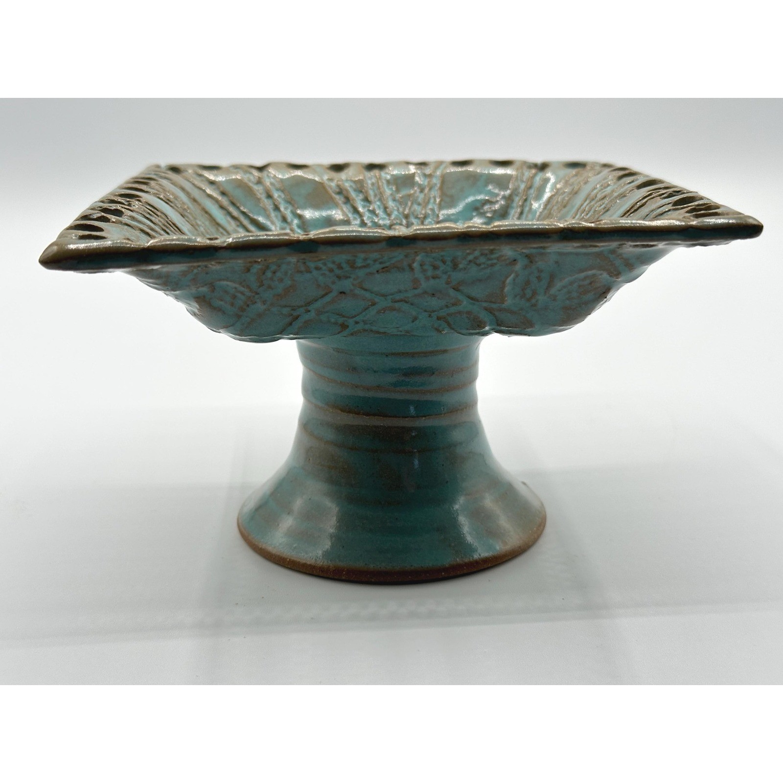 Tracy Shea Ceramic Jewelry Stand – Handcrafted Pedestal Ring Organizer