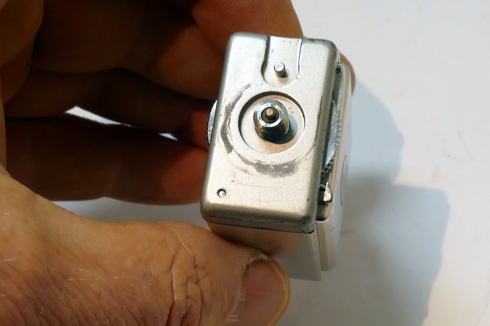 Atoron Flash Gun adapter for Yashica Ultra Miniature Camera