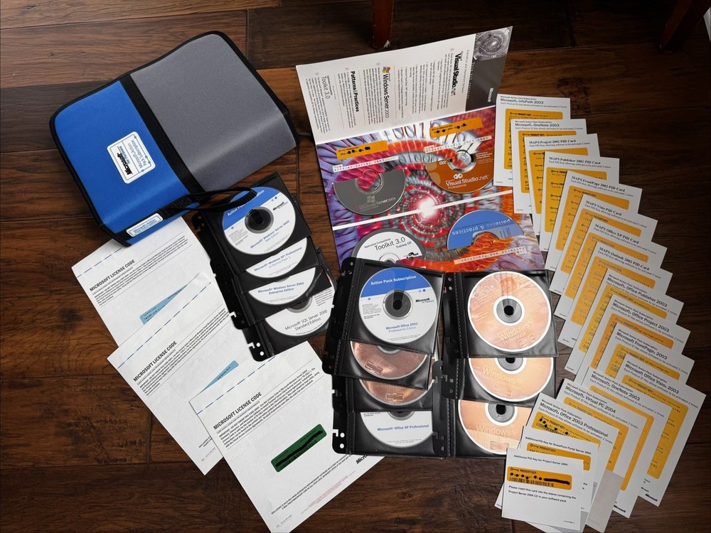 Microsoft Action Pack Subscription Partner Program: 17 CD's Lot & 91 Keys