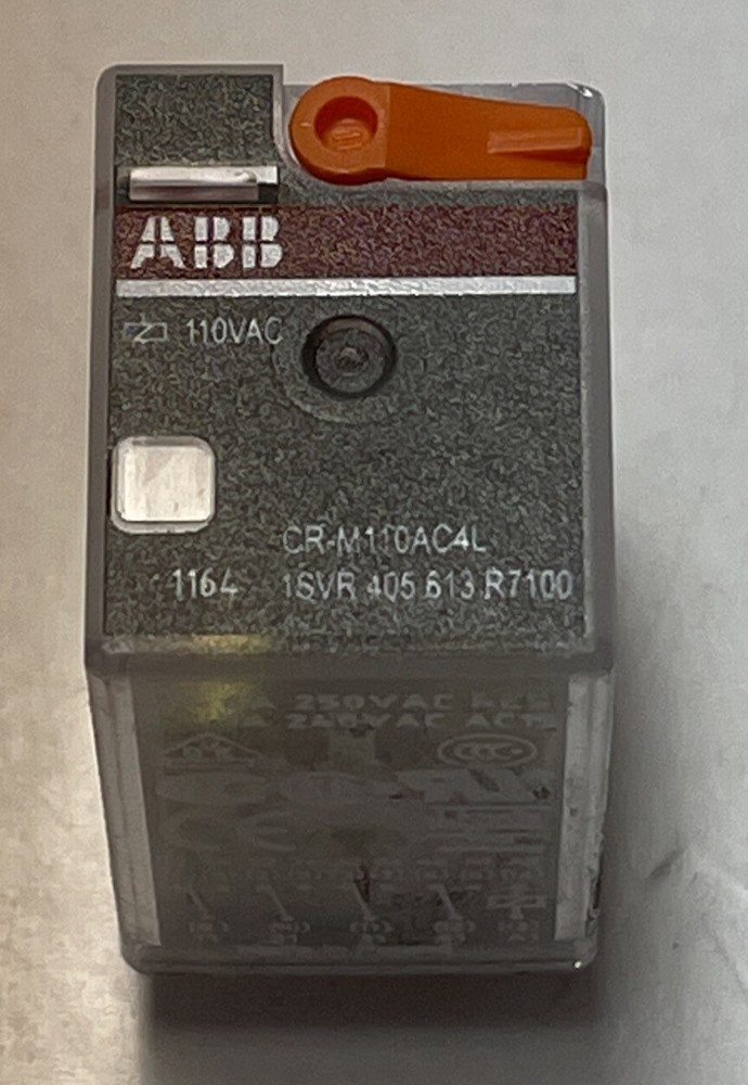 1pc new ABB Relay CR-M110AC4L Pluggable Interface Relay