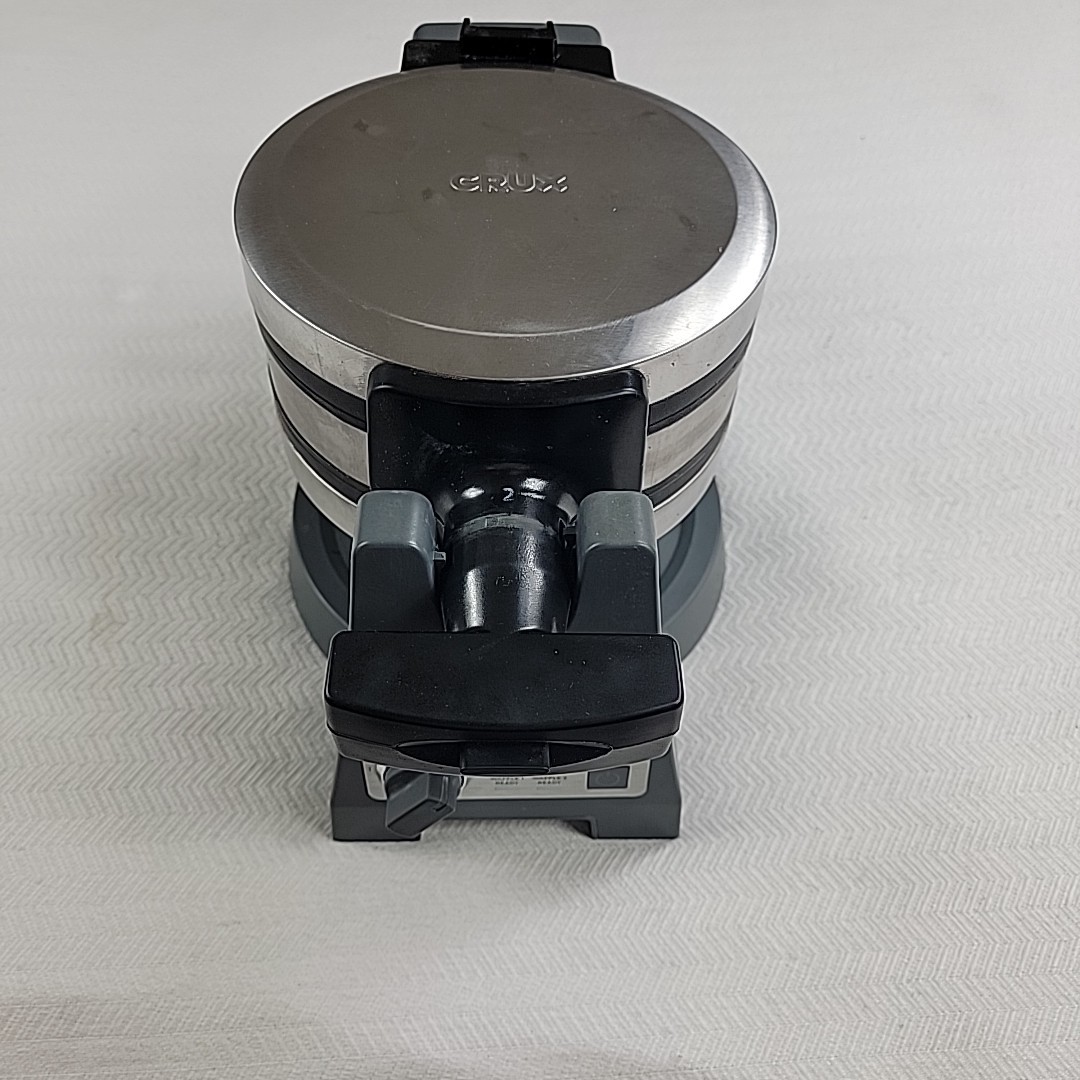 CRUX Double Rotating Belgian Waffle Maker GH-6200A Nonstick Stainless Dent Works