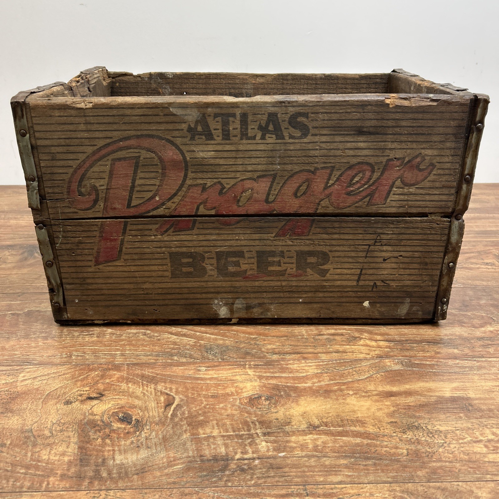 Atlas Prager Beer Crate Case Wood Chicago BW96 Wooden Advertising No Lid