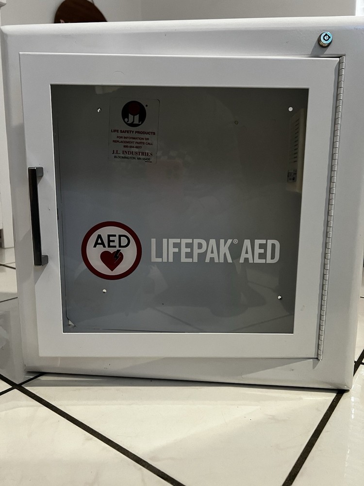 Lifepak Aed Wall Mount With Keys And Working Alarm