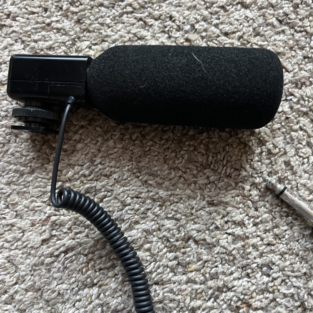 Canon DM-300 Super-Directional Microphone – Untested