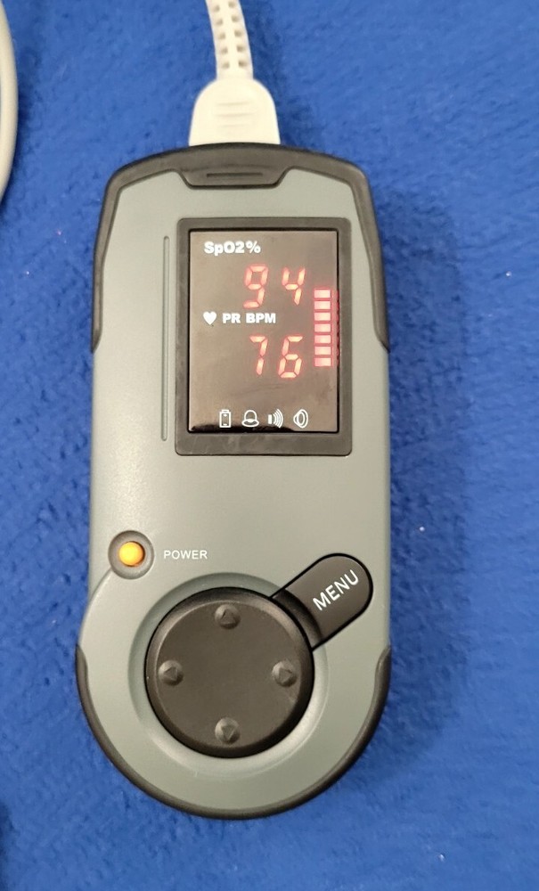 Dynarex Hand Held Pulse Oximeter Complete In Box